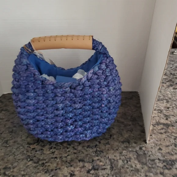 Naturalizer Cornhusk Straw Bag. - Picture 2 of 16